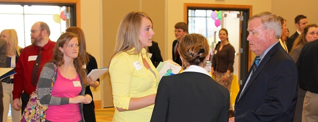 Teacher career fair photo