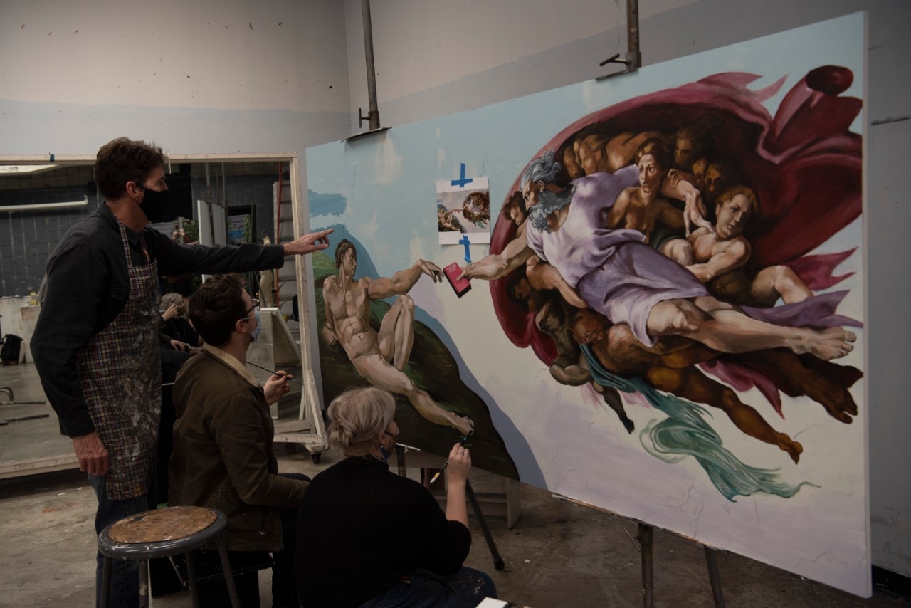 Art students replicating a work by Michelangelo