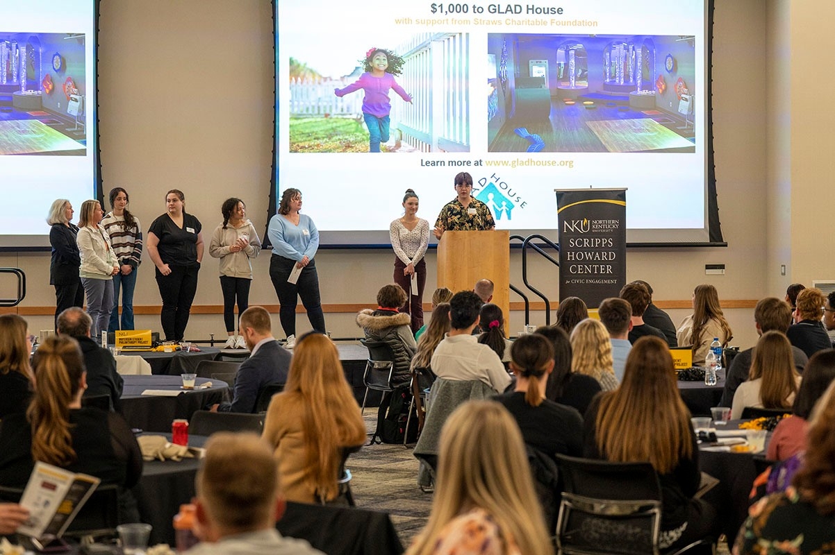 Class presenting at MSPP ceremony.