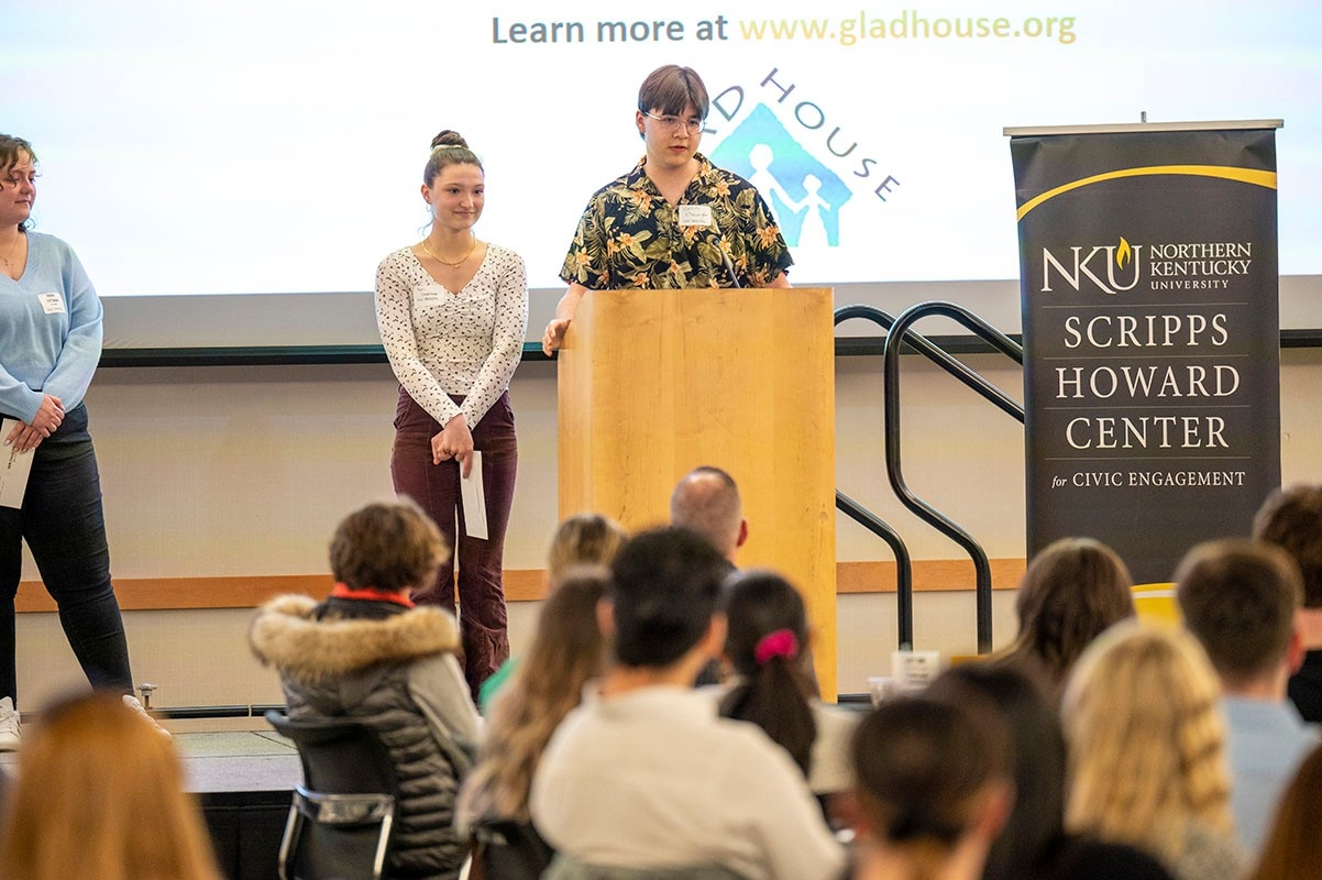 Student speaks at MSPP ceremony.