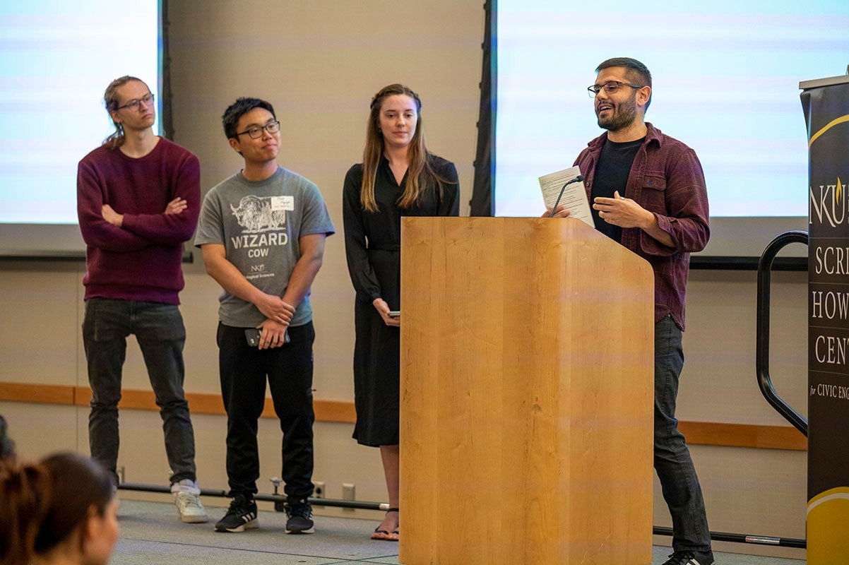 Dr. Caporusso addresses the audience.