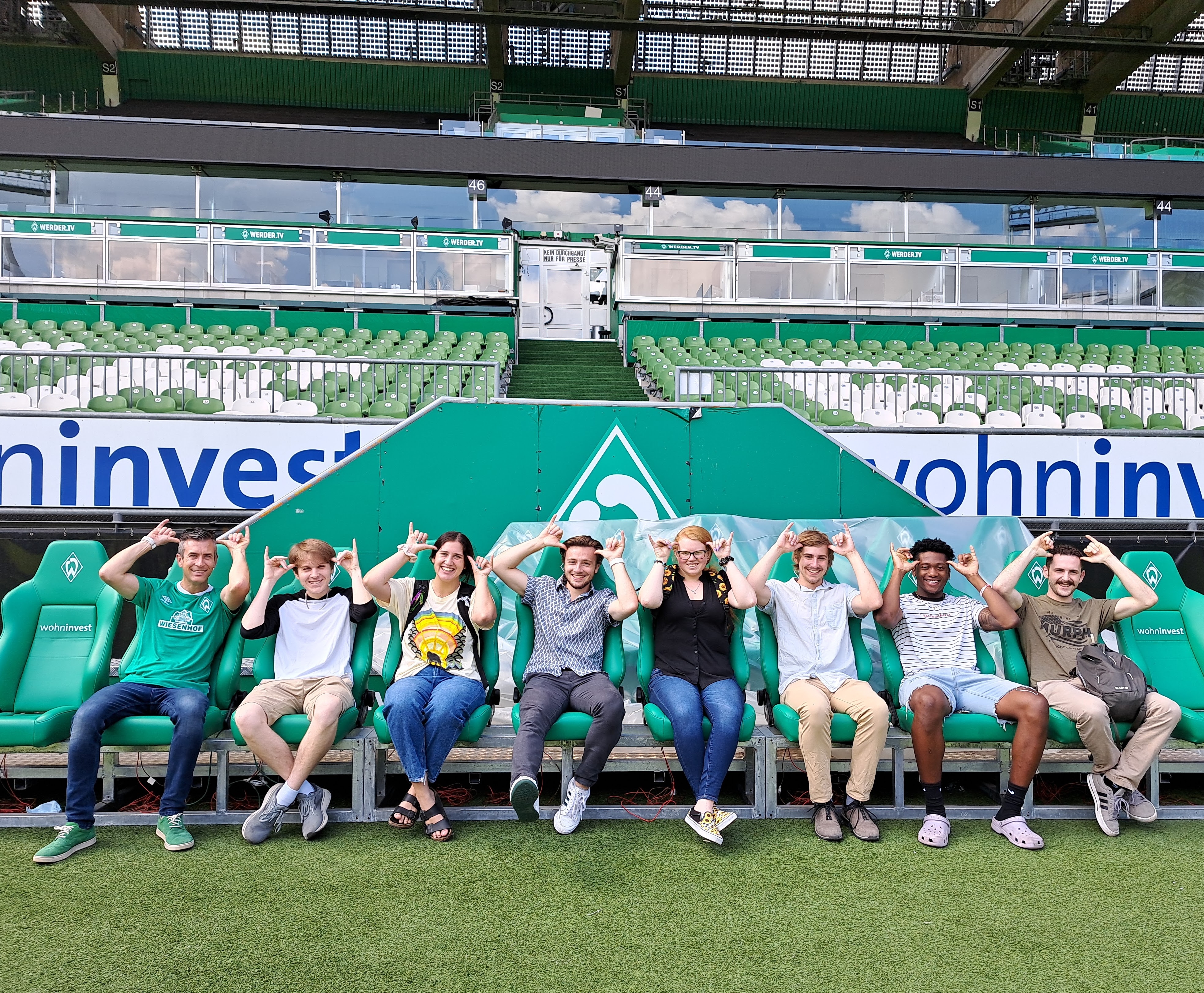 Group of students "Norsing Up" in Costa Rica