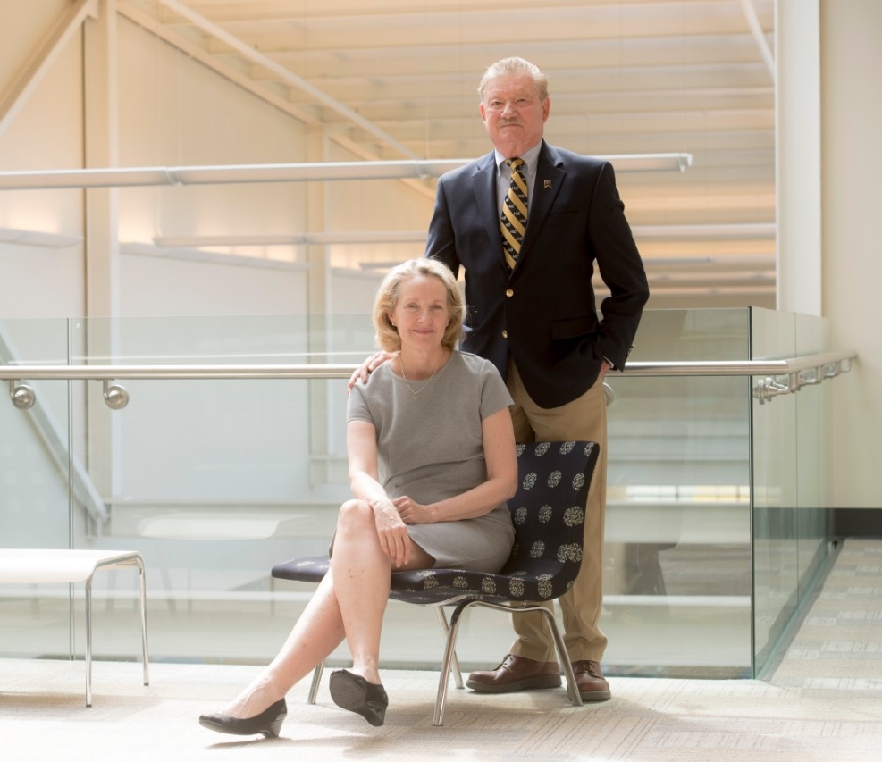 Photograph of Dr. Laura Trice & Dr. Larry Giesmann