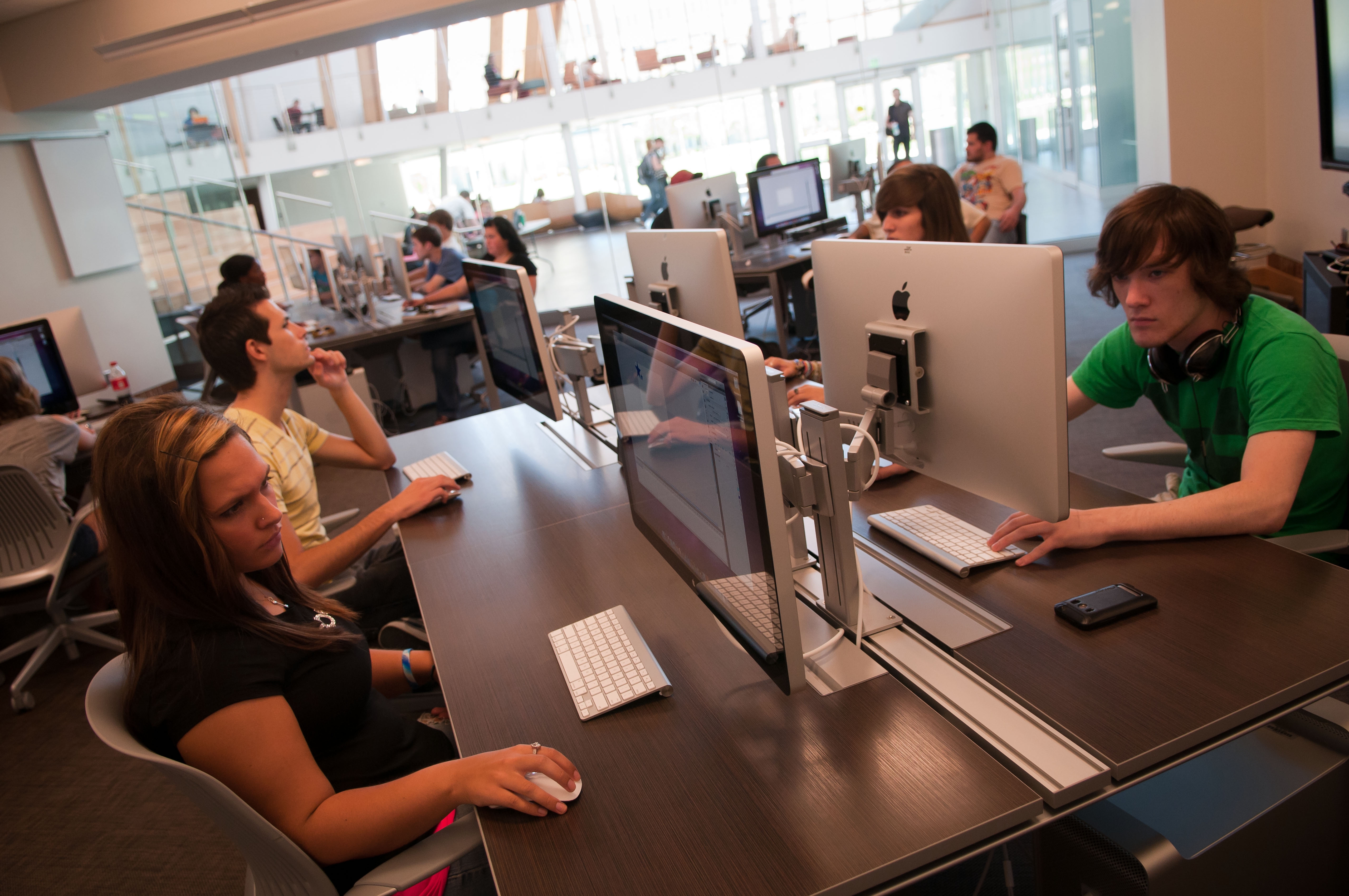 Students in computer lab.