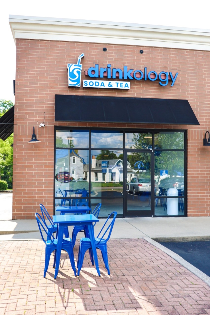 Drinkology's storefront