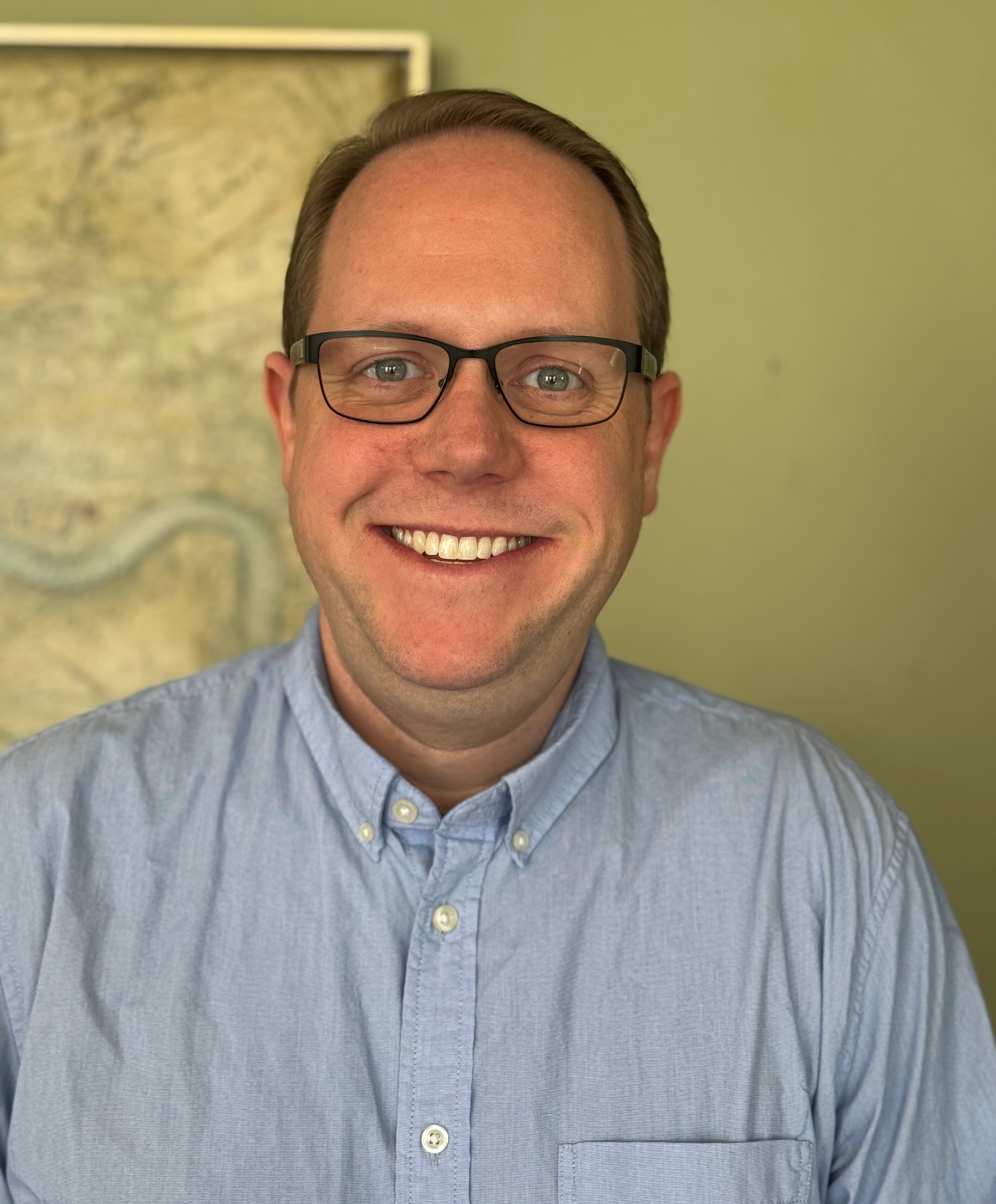 Tommy Fix (headshot)