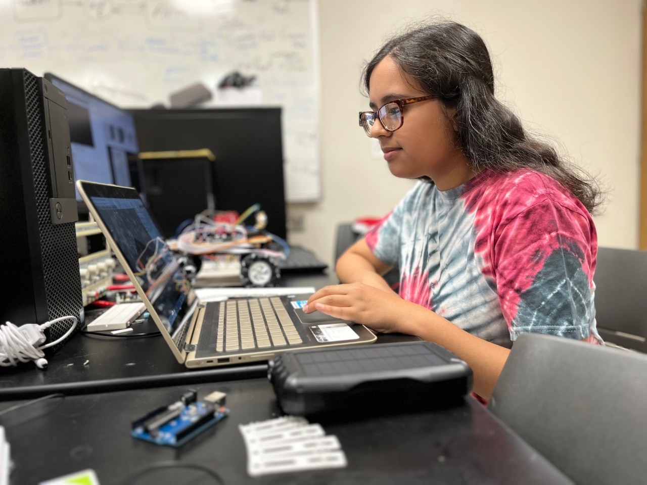 NKU Engineering student conducting summer research in the lab